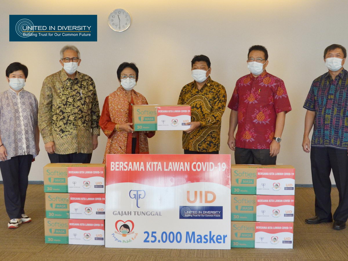 United In Diversity with Gajah Tunggal Group Support Donates 25 Thousand Masks for Yayasan Pendidikan Immanuel